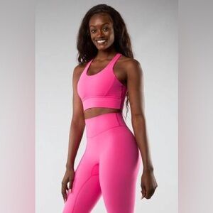 Buff bunny, Miami Vice Rosa bra